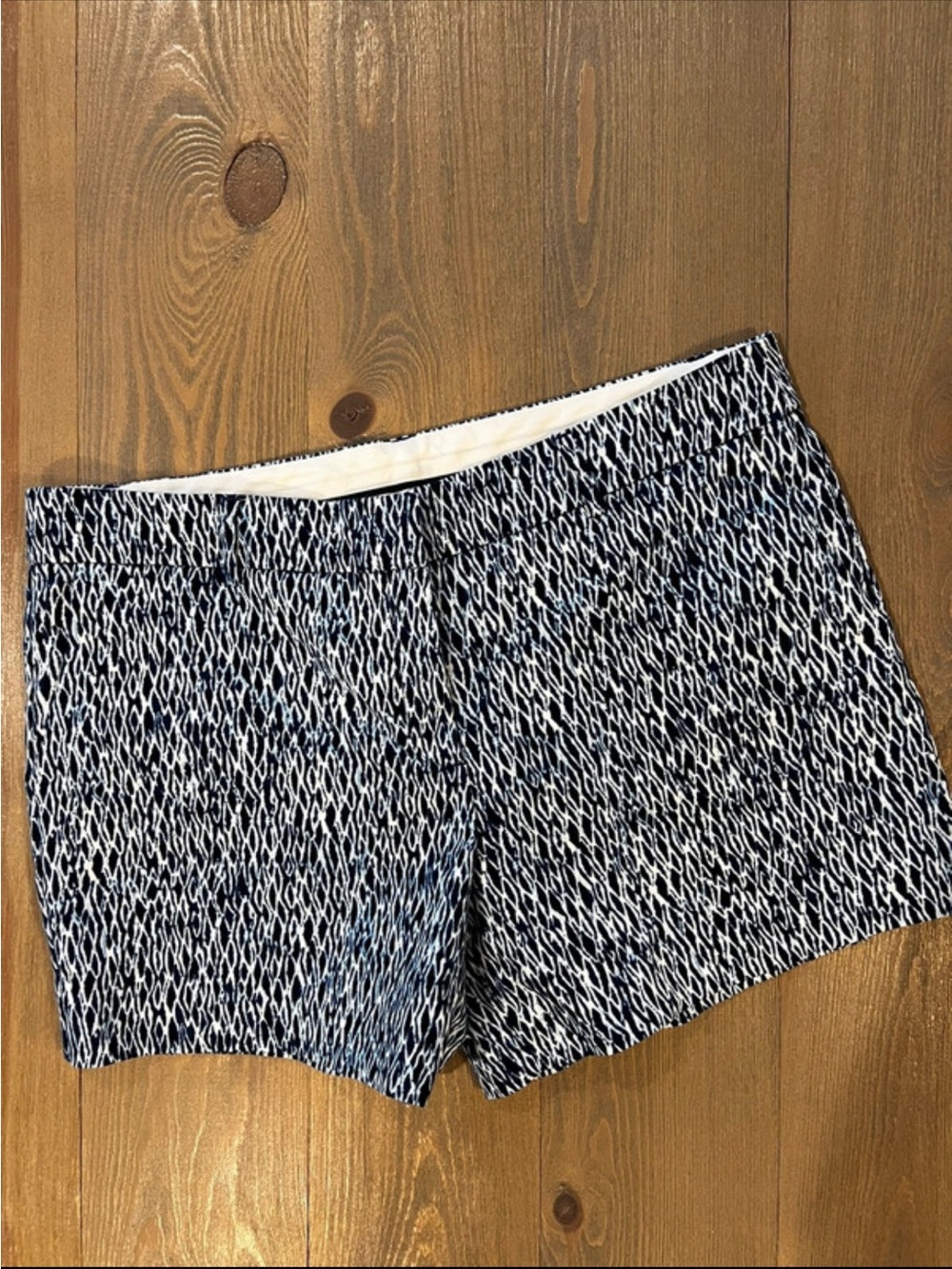Kenar royal blue geometric print shorts. 14.